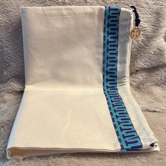 TORY BURCH Chelsea Stitched Logo Ballerina Flats - Picture 9 of 9